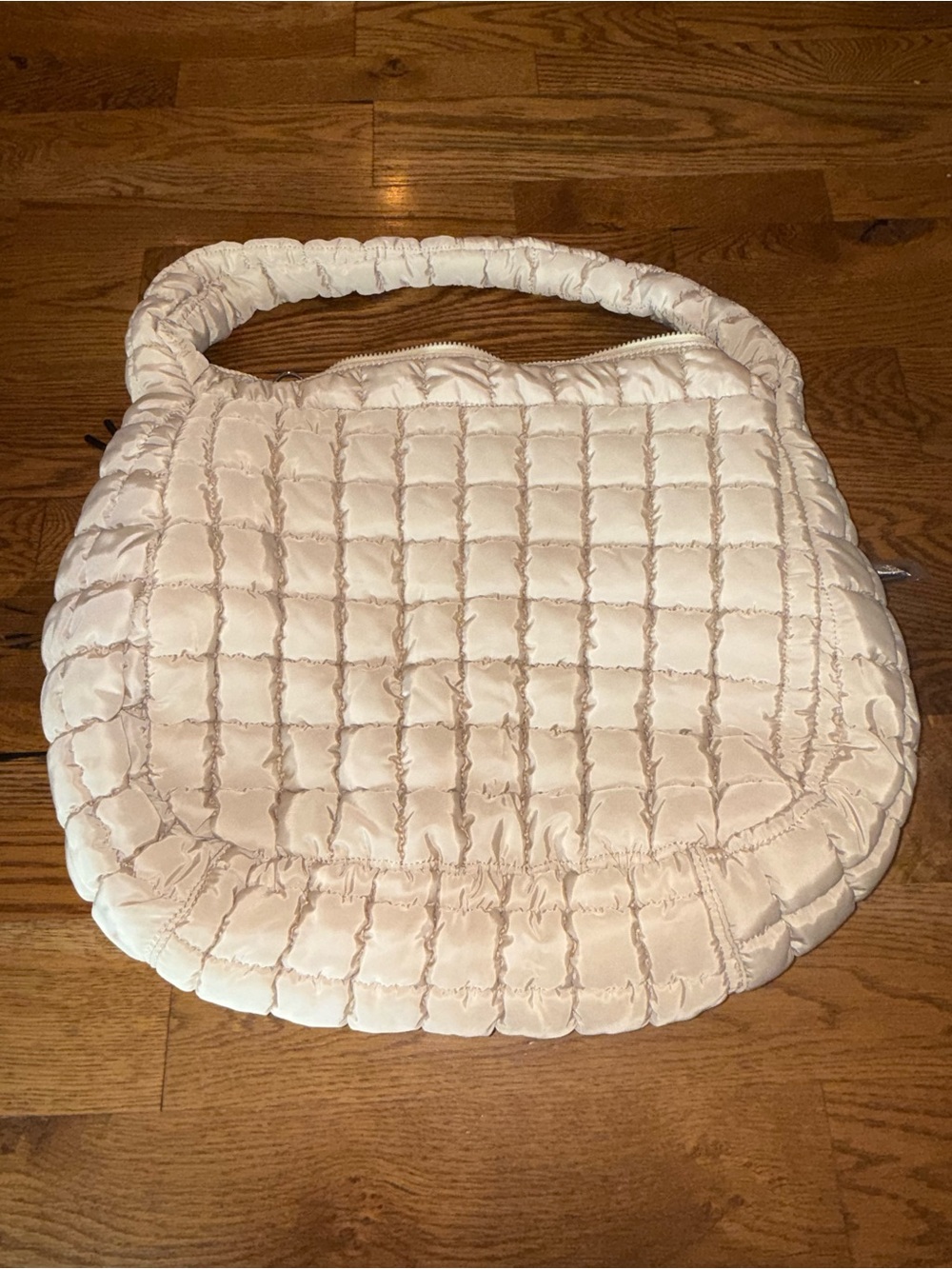 NWT. Free People Movement Quilted Carryall Bag. Off White. - Picture 3 of 9